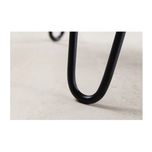Zoom sur les pieds de la table basse RIVET 100cm