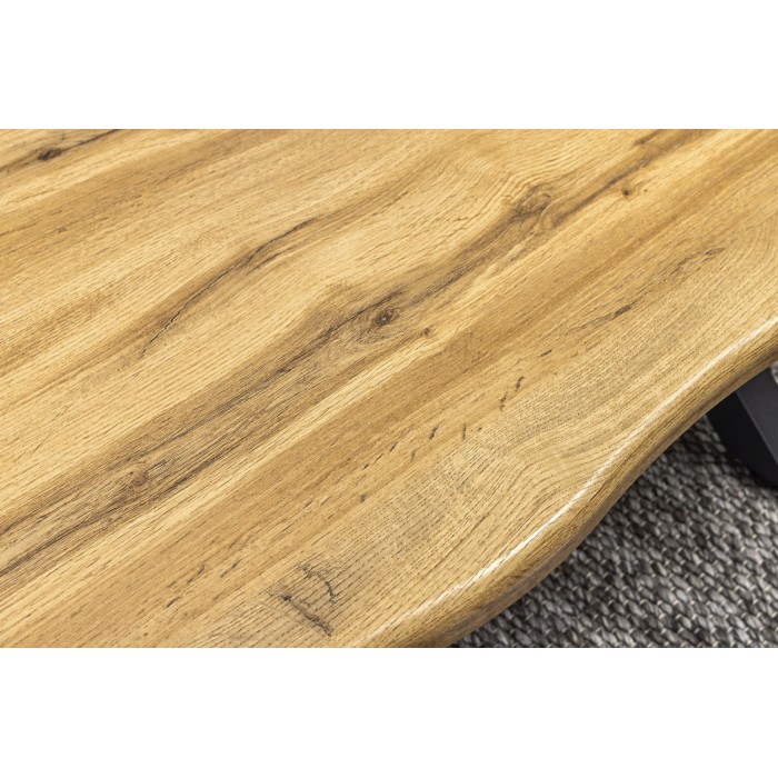 Lage salontafel RIVET natuurlijk houteffect en zwarte metalen X-poten - robuust industrieel design