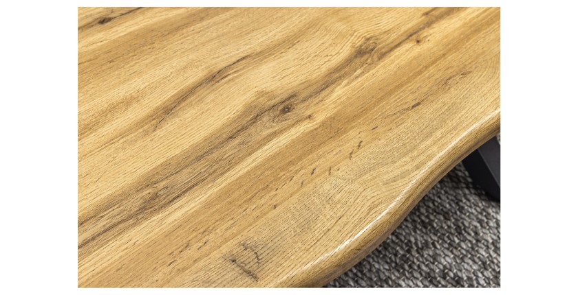 Zoom sur la texture du plateau de la table basse RIVET 90cm en bois