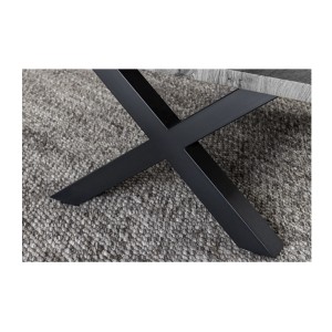 Zoom sur les pieds de la table basse RIVET grise 90cm