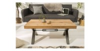 Table basse CAVARA 110 cm en bois massif de chêne huilé avec pieds métal noir en X – style industriel