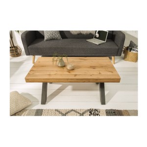 Table basse CAVARA 110 cm en bois massif de chêne huilé avec pieds métal noir en X – style industriel