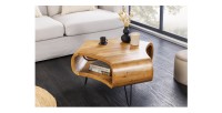 Table basse NERA 70 cm en bois massif d'acacia avec niche et pieds métal noir – style rétro industriel