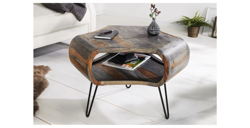 Table basse NERA 70cm en bois vieilli mise en situation