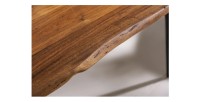 Zoom sur la tranche de la table basse NERA 110cm bois d'acacia