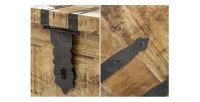 Zoom sur les détails de la table basse TRESORO 100cm en bois de manguier clair
