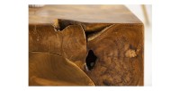 Zoom sur le coin de la table basse TEKORA 90cm en bois de teck