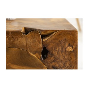 Zoom sur le coin de la table basse TEKORA 90cm en bois de teck