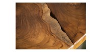 Zoom sur les détails du plateau de la table basse LOVARK 70cm en bois de Teck