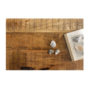Zoom sur le plateau de la table basse ou banc MERAX 115cm en bois de manguier