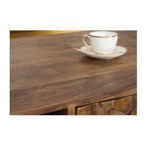 Zoom sur la texture du plateau de la table basse SCANI 100cm en bois de Sheesham