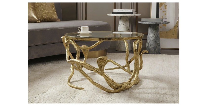 Table basse VIPEREA dorée 67cm mise en situation