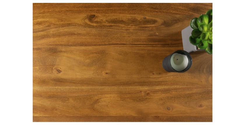 Zoom sur la texture du plateau de la table basse ARKAYA en acacia 110cm pieds noir en forme de U