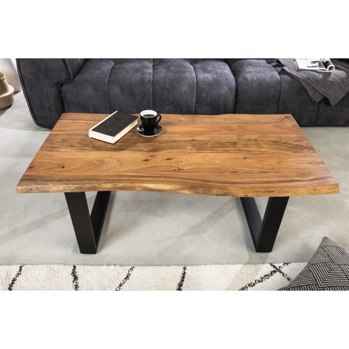 Tavolino basso ARKAYA 120 cm in legno di acacia massiccio con gambe in metallo nero a forma di U