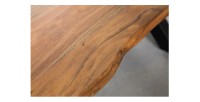 Zoom sur le bord du plateau de la table basse ARKAYA 120cm avec pieds en X
