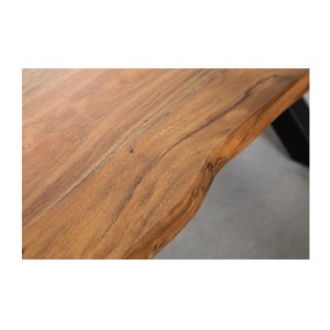 Zoom sur le bord du plateau de la table basse ARKAYA 120cm avec pieds en X