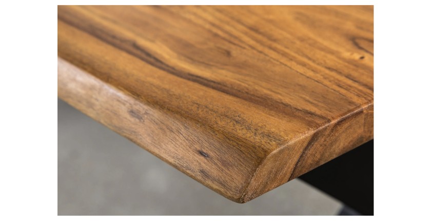 Zoom sur la tranche du plateau de la table basse ARKAYA 120cm avec pieds en X