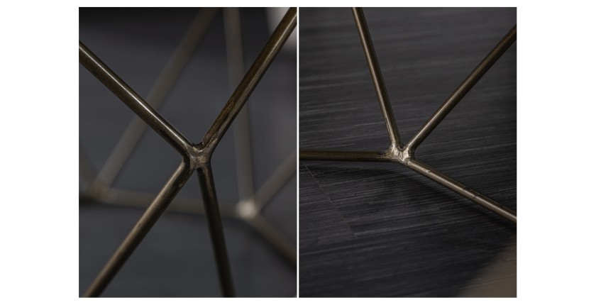 Zoom sur les détails de la structure de la table basse NEXORA 70cm en bois de manguier