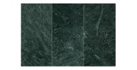 Zoom sur la texture du plateau de la table basse NEXORA 70cm avec plateau en marbre vert