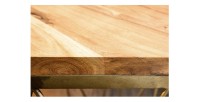 Zoom sur la tranche du plateau de la table basse NEXORA 50cm avec plateau en bois d'acacia
