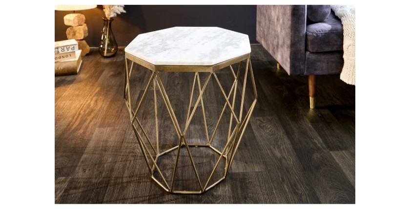 Table basse NEXORA 50cm avec plateau en marbre blanc mise en situation