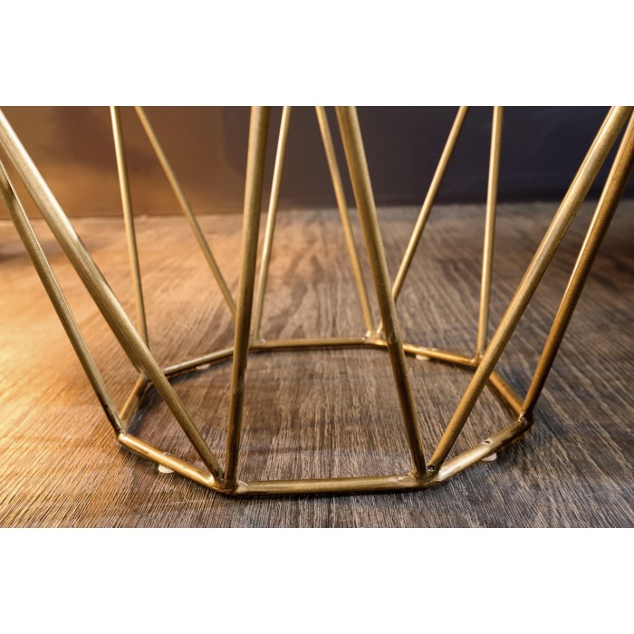 Tavolino basso NEXORA 50 cm in marmo bianco e ferro ottone con design geometrico