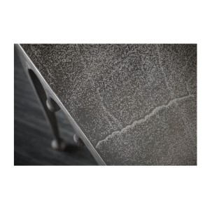 Zoom sur le plateau de la table basse LAGUNA 46cm argentée