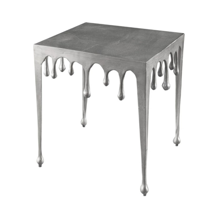 Beistelltisch LAGUNA 46 cm in Silber mit geschmolzenem Metalleffekt im zeitgenössischen Design