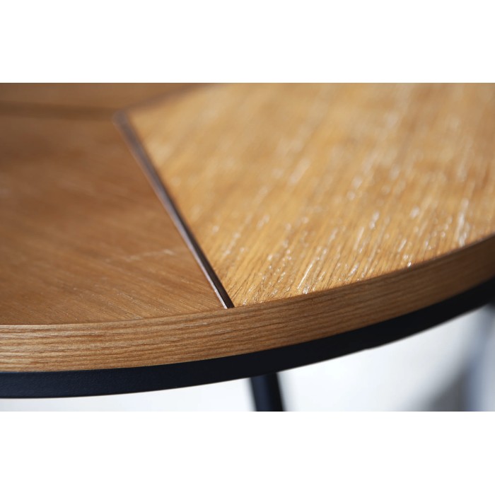 Zoom sur la tranche du plateau de la table basse ZENTOR 80cm