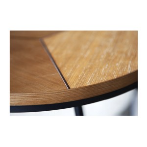 Zoom sur la tranche du plateau de la table basse ZENTOR 80cm