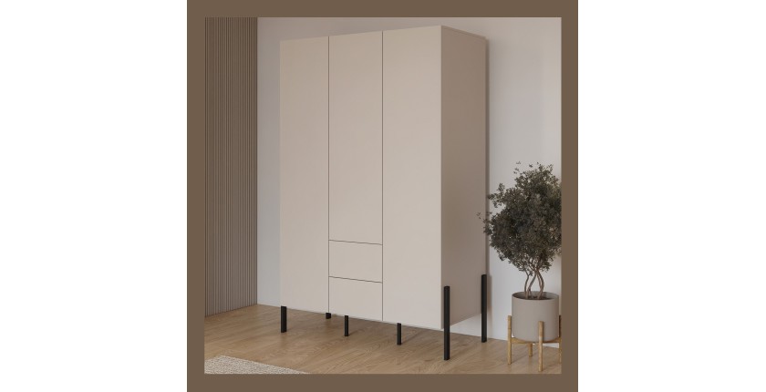 Armoire SALMA 3 portes avec tiroirs cachemire et pieds métal noir 135 cm