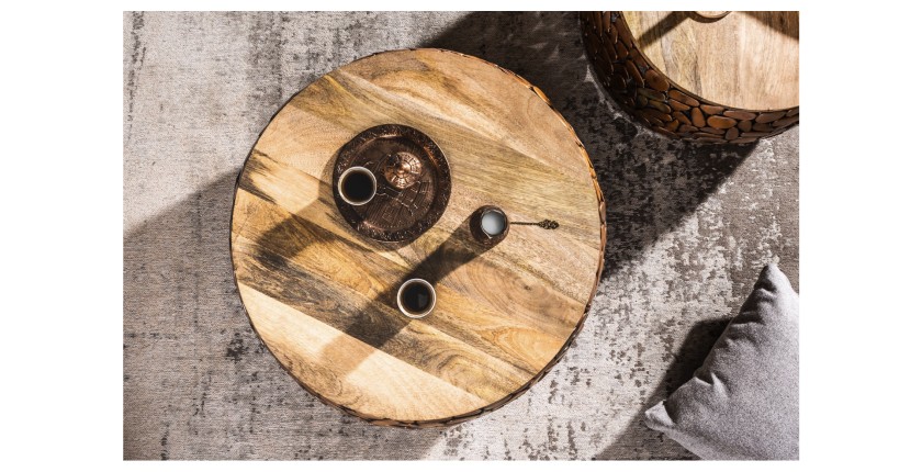 Zoom sur le plateau des tables basses gigognes GALEA avec motifs mosaïc