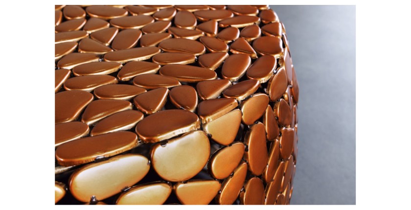 Zoom sur le plateau de la table basse GALEA orange