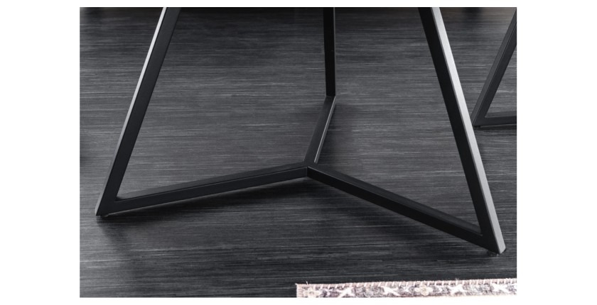 Zoom sur les pieds de la table basse PETRANO 90cm effet pierre taupe