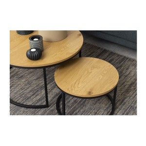 Zoom sur les plateaux des tables basses gigognes VELTO avec plateau aspect bois