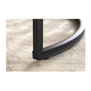 Zoom sur l'un des pieds de la tables basses gigognes VELTO avec plateau aspect bois