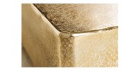 Zoom sur le coin de la table basse AURUM