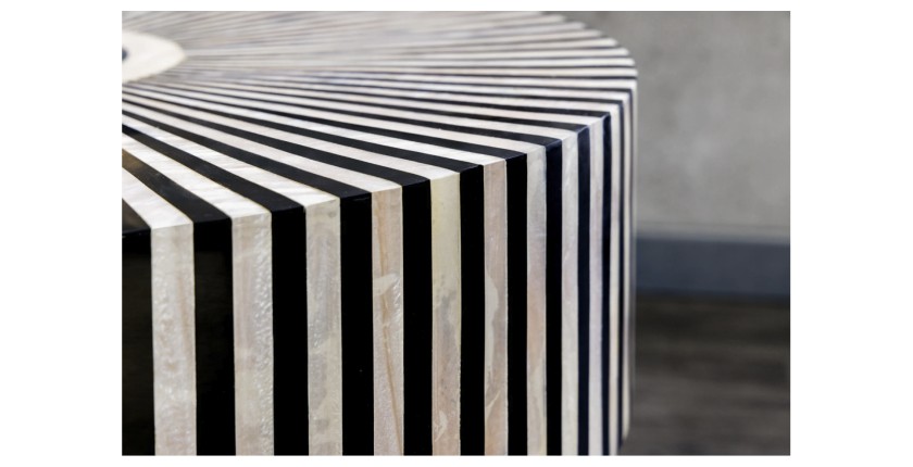 Zoom sur le côté de la table basse ZEBRY 60cm