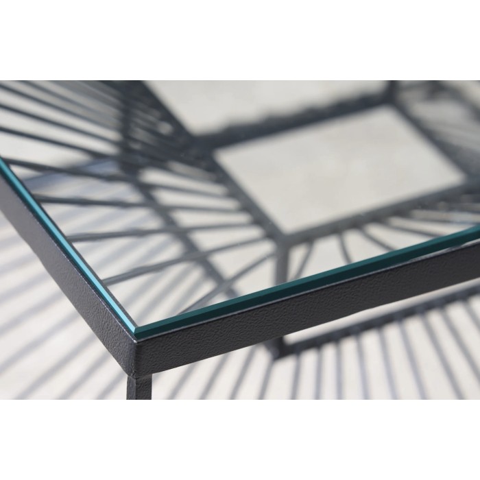 Zoom sur le plateau de la table basse KOSMOS 60cm