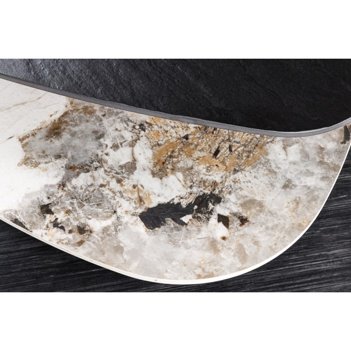 Zoom sur le plateau aspect marbre de la table basse ORBIS avec plateau texturé et aspect marbre