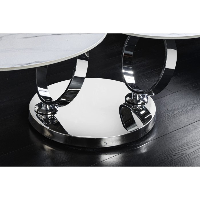 Zoom sur les anneaux de la table basse SOLYNE avec plateaux effet marbre blanc