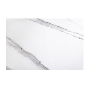 Zoom sur le motif de la table basse SOLYNE avec plateaux effet marbre blanc et pieds noir
