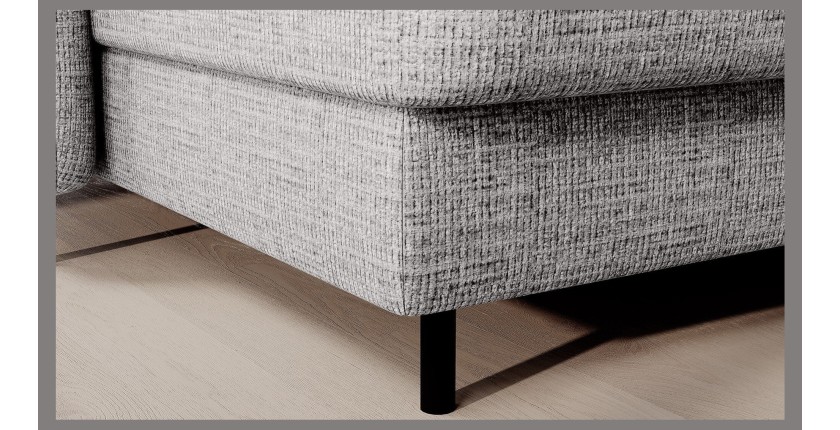 Zoom sur l'aspect marbre de la table basse SOLYNE avec plateaux effet marbre et anneaux dorés