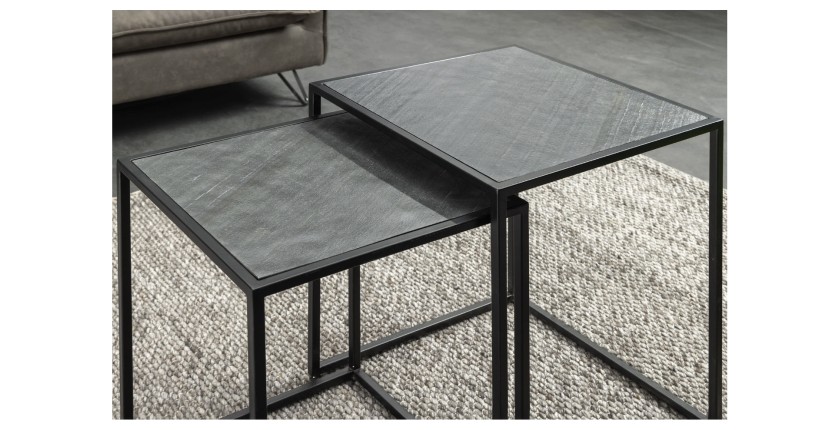Zoom sur les plateaux de la table basse VULKARA
