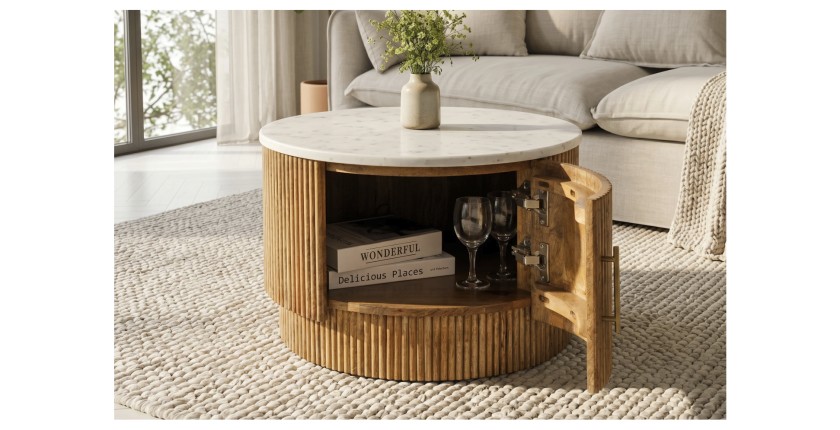 Table basse YONA vue de haut avec porte ouverte