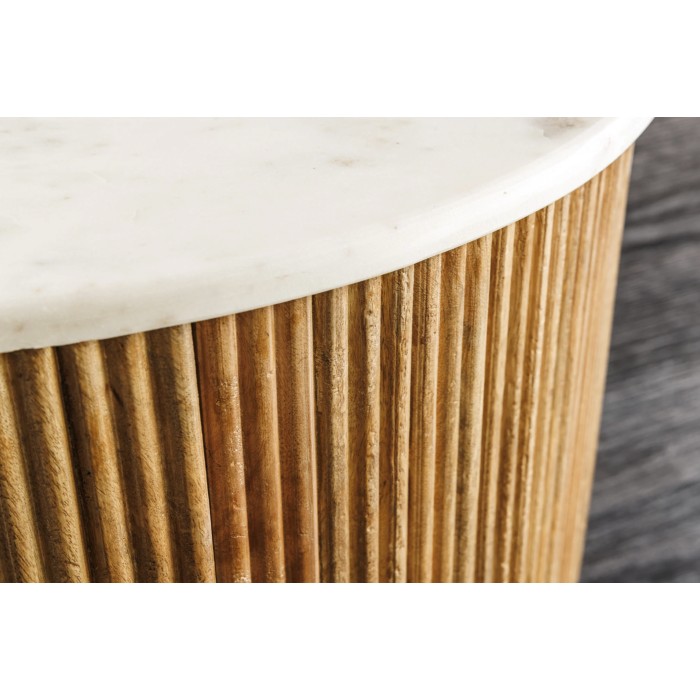 Zoom sur la jonction entre le plateau et la structure de la table basse YONA