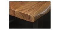 Zoom sur le coin de la table ARKAYA en bois d'acacia avec pieds en U et plateau épais de 35mm