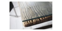 Zoom sur le coin de la table RAFTA 203cm avec surplateau en verre