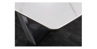 Zoom sur le coin de la table OBLIKA blanche extensible 180-230cm