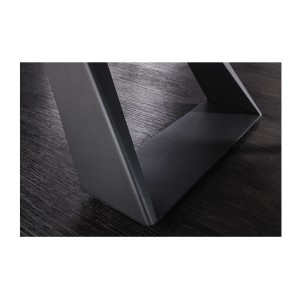 Zoom sur les pieds de la table OBLIKA blanche extensible 180-230cm